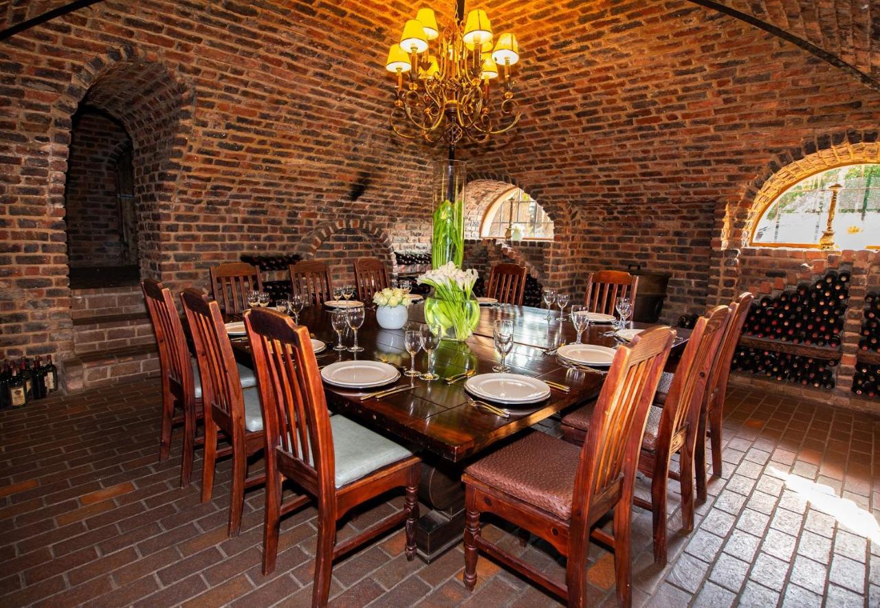 Lombardy Boutique Hotel & Conference Venue Pretoria-Noord Exteriör bild