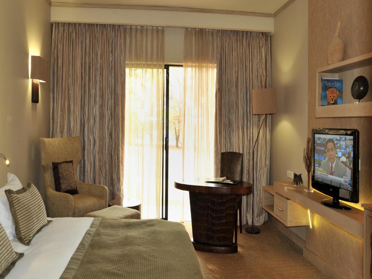 Lombardy Boutique Hotel & Conference Venue Pretoria-Noord Exteriör bild