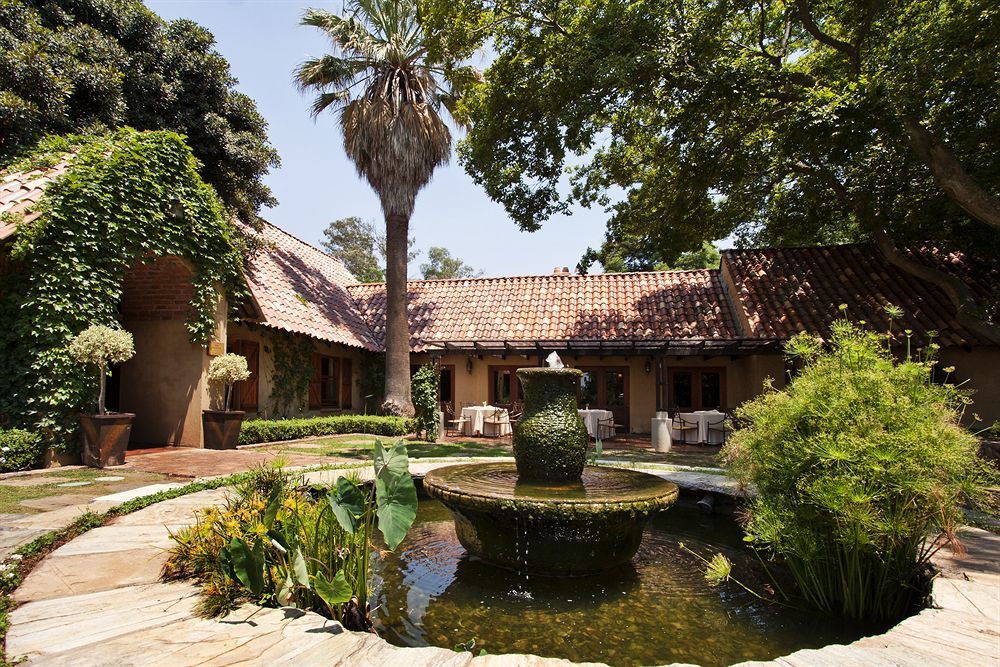 Lombardy Boutique Hotel & Conference Venue Pretoria-Noord Exteriör bild